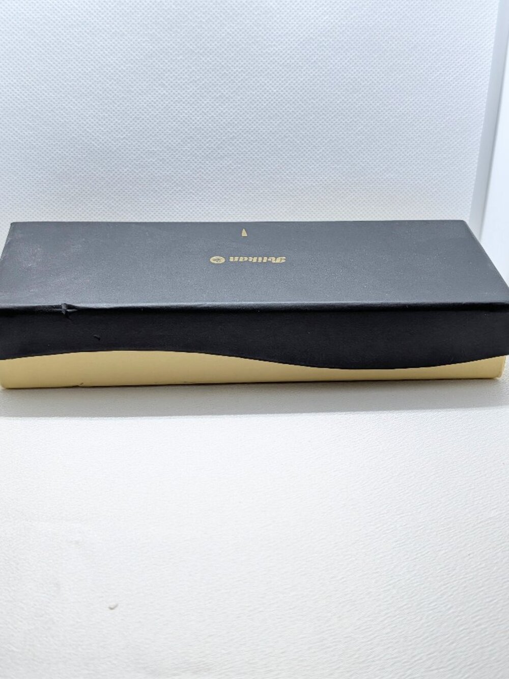 NEW Collectable Pelikan Traditional K200 Black Ball Point Pen - Picture 9 of 16